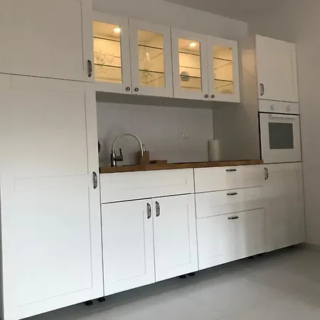 Lägenhet Apartament Alihouse *